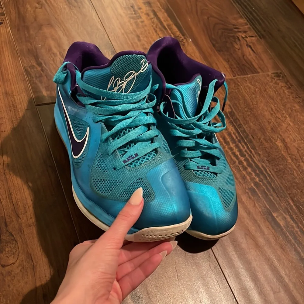Lebron 9 low tops NIKE RARE - Picture 6 of 6